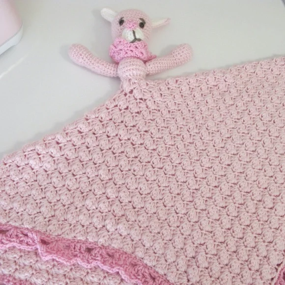 Newborn baby pink crochet lovey blanket 28" x 31" EUC - Picture 1 of 5